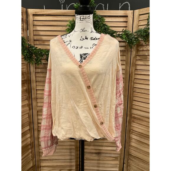 NWT Umgee Pink and Cream Sweater - Picture 1 of 4